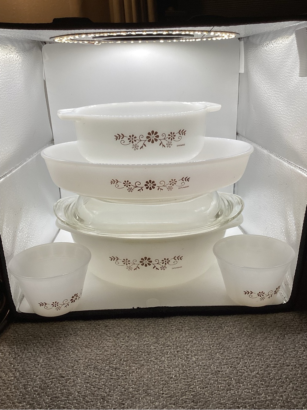 Dynaware Pyr-O-Rey (Termocrisa) brown floral pattern on Milkglass vintage